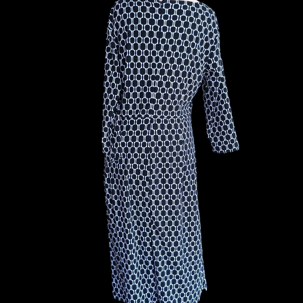 Dennis Basso Elegant Black and White Geometric Long Sleeve Dress
